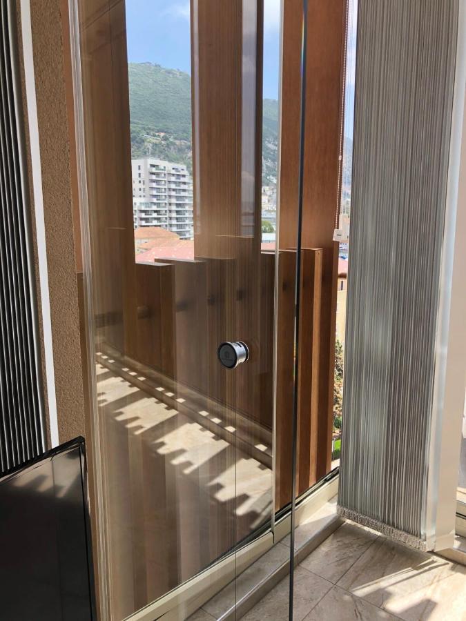 Westone Suite710-Hosted By Sweetstay Gibraltar Buitenkant foto